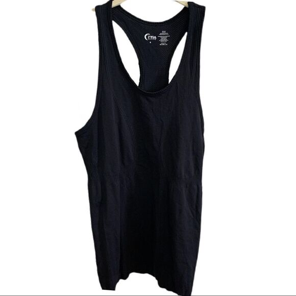 ZYIA Copper Charge Tank in Black - Picture 4 of 6